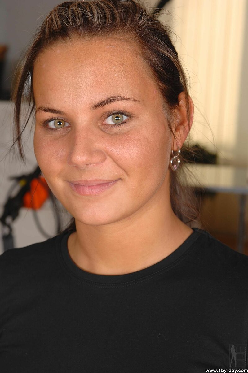 Роза, 22 года, 3 размер груди